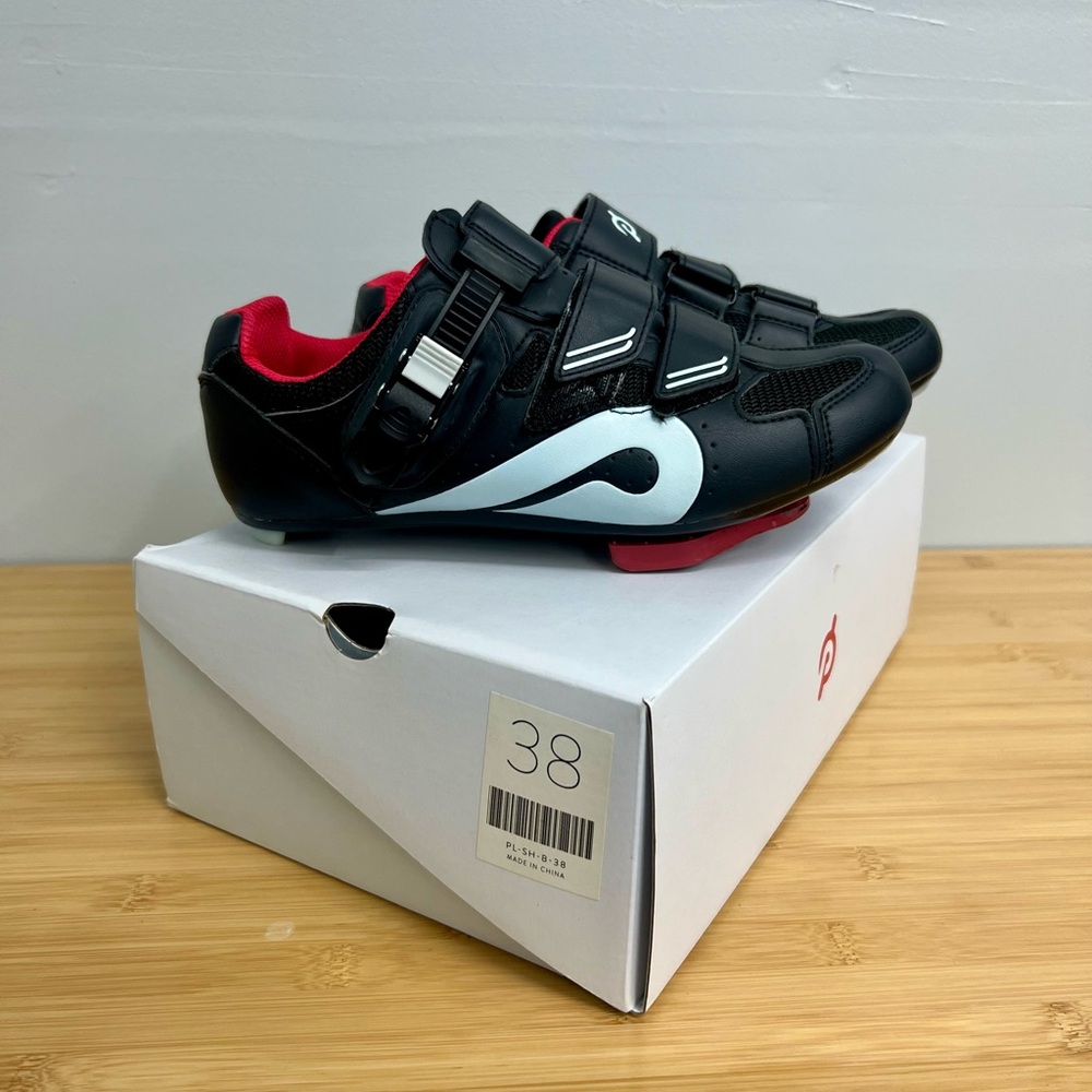Peloton Cycling Shoes for Bike/Bike+ women’s size 7 (38)